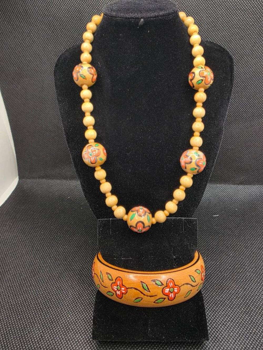 Vintage Hand-Painted Wooden Floral Necklace & Bangle Set